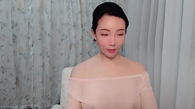 Snapshot of Lucky-kaka999 chatting on February 2025 03:21:01 PM Lucky-kaka999 online show from February 2025 03:21:01 PM