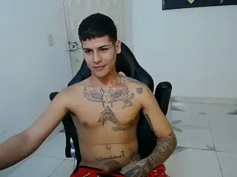 Clyde019 online show from January 2025 07:28:02 PM