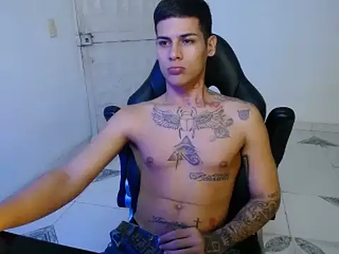 Clyde019 online show from January 2025 09:59:01 AM