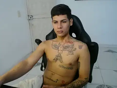 Clyde019 online show from January 2025 08:16:01 PM