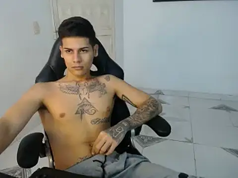 Clyde019 online show from February 2025 05:34:01 PM