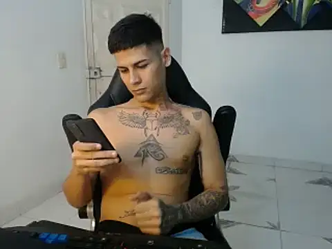 Clyde019 online show from February 2025 09:29:01 PM