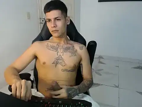 Clyde019 online show from February 2025 09:25:01 PM