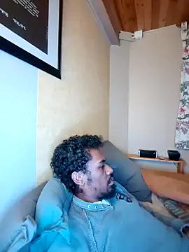 Snapshot of liveblackman chatting on January 2025 09:57:02 PM liveblackman online show from January 2025 09:57:02 PM