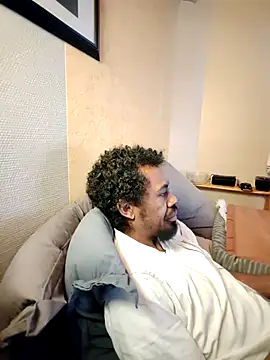 Snapshot of liveblackman chatting on January 2025 03:53:02 PM liveblackman online show from January 2025 03:53:02 PM