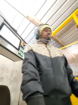 Snapshot of liveblackman chatting on October 2025 05:20:02 PM liveblackman online show from October 2025 05:20:02 PM