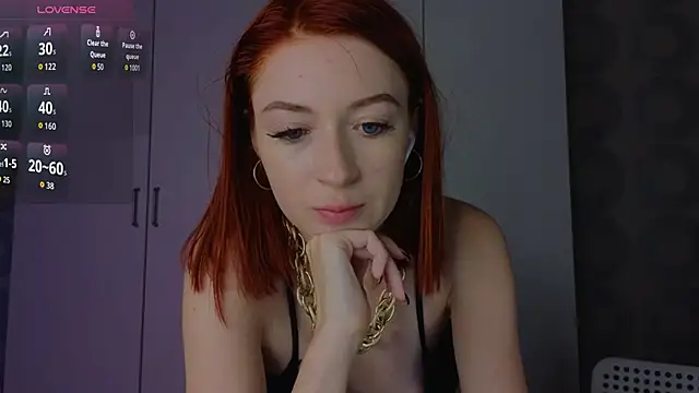 Snapshot of Cuteroxyfoxy chatting on June 2026 01:36:01 PM Cuteroxyfoxy online show from June 2026 01:36:01 PM