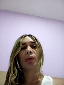 Snapshot of NaughtyBarbie19 chatting on November 2025 02:12:02 AM NaughtyBarbie19 online show from November 2025 02:12:02 AM