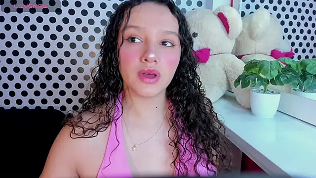 Snapshot of LucyLovelyy chatting on January 2025 07:35:02 PM LucyLovelyy online show from January 2025 07:35:02 PM