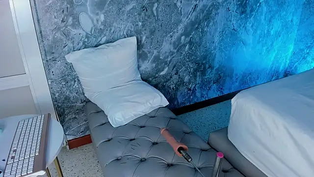 Snapshot of LucyLovelyy chatting on March 2025 09:16:02 PM LucyLovelyy online show from March 2025 09:16:02 PM