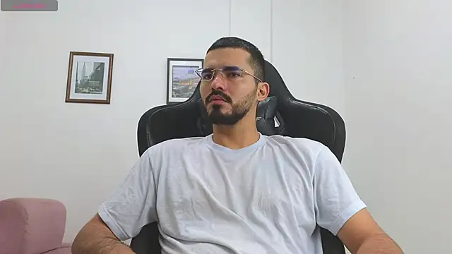 Massimoo 07 online show from November 2025 03:15:02 PM