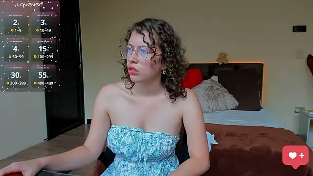 Snapshot of TORALAY chatting on January 2026 05:49:02 PM TORALAY online show from January 2026 05:49:02 PM