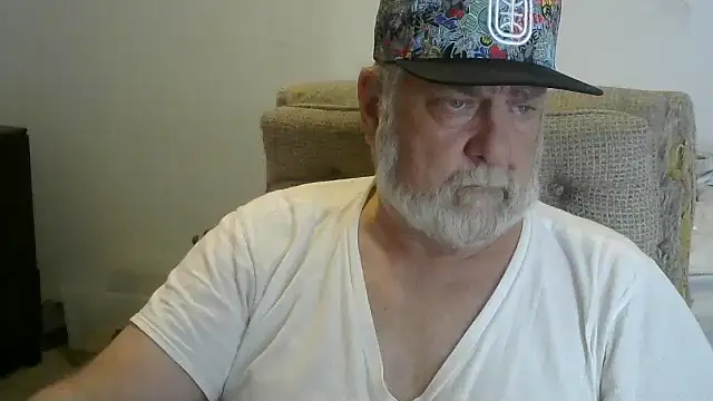 Snapshot of viejo_oso chatting on January 2026 11:10:02 PM viejo oso online show from January 2026 11:10:02 PM