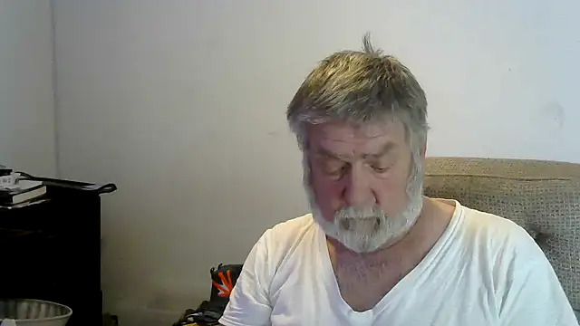 Snapshot of viejo_oso chatting on January 2026 10:02:02 PM viejo oso online show from January 2026 10:02:02 PM