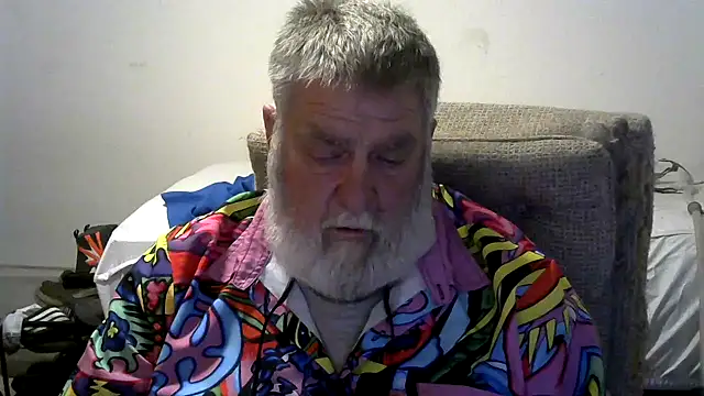 viejo oso online show from March 2026 03:44:01 AM