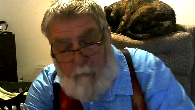 viejo oso online show from April 2026 03:23:02 AM