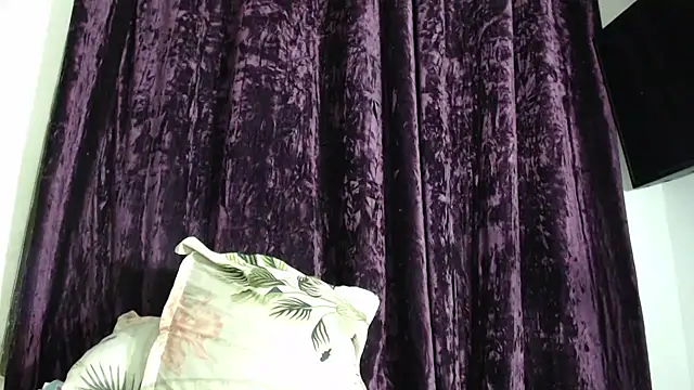 Ebonyxprincess  online show from February 2025 02:17:02 AM