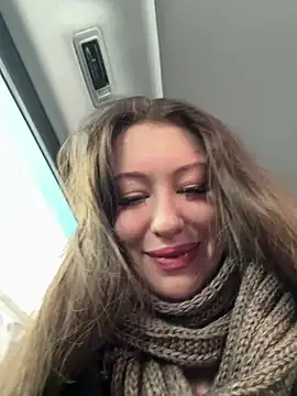 Snapshot of AndreaMood chatting on January 2025 05:40:02 AM AndreaMood online show from January 2025 05:40:02 AM