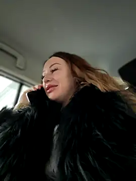 Snapshot of AndreaMood chatting on October 2025 02:08:02 AM AndreaMood online show from October 2025 02:08:02 AM