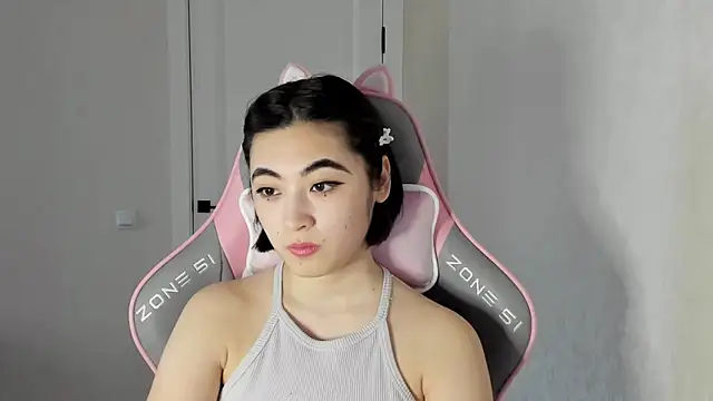 Snapshot of _hannah_baker chatting on March 2025 11:56:01 AM hannah baker online show from March 2025 11:56:01 AM