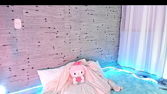 NattSumi online show from January 2025 06:03:02 AM