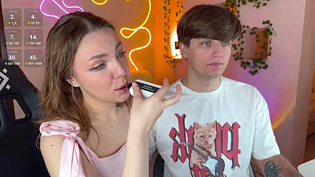 RobertAndLinela online show from October 2025 08:00:01 AM