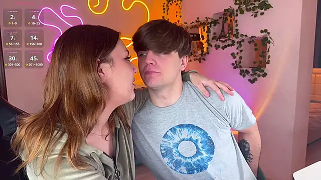 RobertAndLinela online show from October 2025 07:50:01 AM