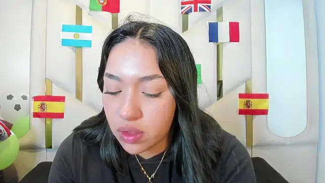 IsabellRodriguez18 online show from June 2026 04:21:02 AM