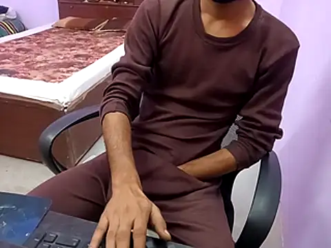 Snapshot of IamRentedBoybfriend chatting on January 2026 02:28:02 AM IamRentedBoybfriend online show from January 2026 02:28:02 AM