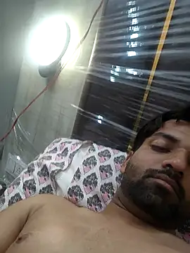 Snapshot of playboyz77 chatting on February 2026 06:15:01 PM playboyz77 online show from February 2026 06:15:01 PM