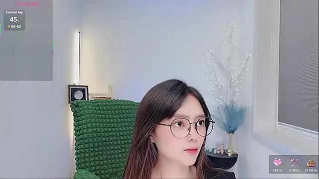 Natasha2025 online show from November 2025 05:02:02 PM