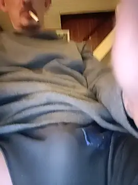 Rumplestiltskin927 online show from April 2026 10:41:02 PM