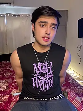 Snapshot of sunny49477 chatting on April 2026 03:04:02 AM sunny49477 online show from April 2026 03:04:02 AM