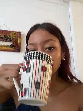 Snapshot of two_milkyway chatting on January 2025 12:20:01 PM two milkyway online show from January 2025 12:20:01 PM