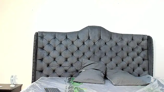 Snapshot of two_milkyway chatting on September 2025 01:13:02 PM two milkyway online show from September 2025 01:13:02 PM