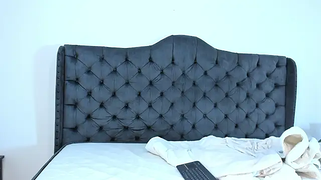 Snapshot of two_milkyway chatting on September 2025 12:31:02 PM two milkyway online show from September 2025 12:31:02 PM