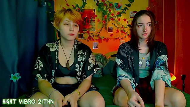 TrickyKitsune online show from October 2025 01:07:01 PM