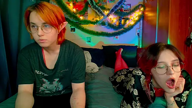 TrickyKitsune online show from January 2026 02:19:02 PM