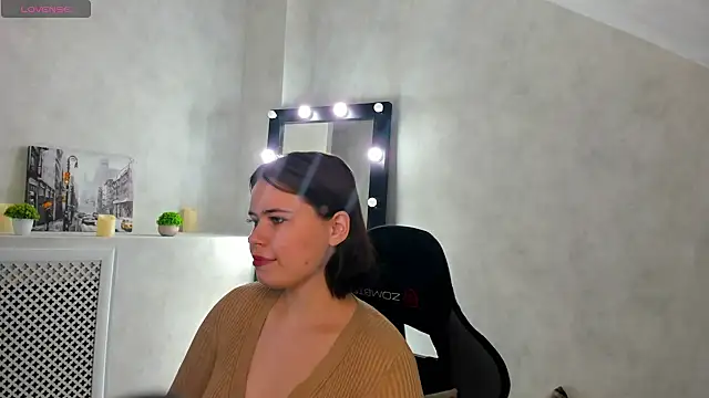 Snapshot of EricaElliott chatting on February 2025 01:11:01 AM EricaElliott online show from February 2025 01:11:01 AM