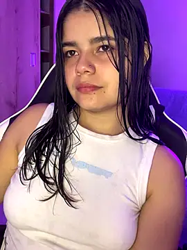 pretty angela1 online show from October 2025 05:22:01 AM