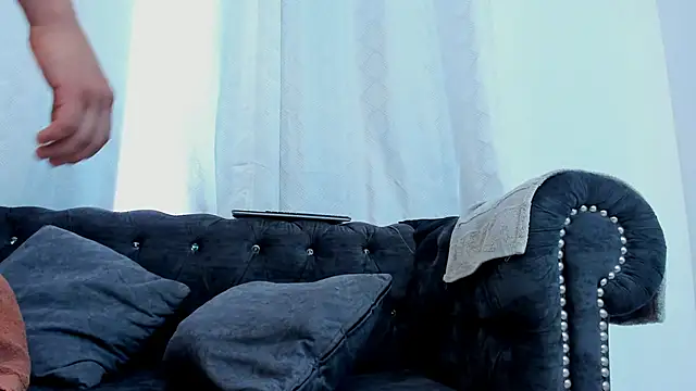 Snapshot of nicklause_froid chatting on February 2025 06:58:01 PM nicklause froid online show from February 2025 06:58:01 PM