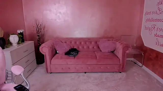 evanew  online show from February 2025 01:19:02 AM