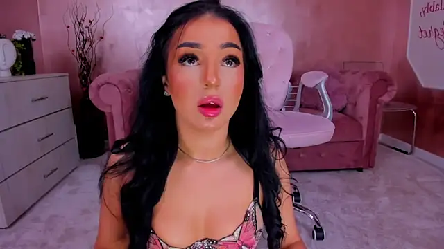 evanew  online show from February 2025 08:07:02 PM