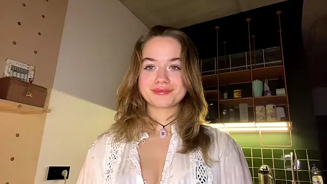 RoxyStar17 online show from January 2025 08:25:02 PM