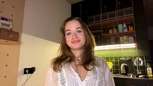 RoxyStar17 online show from January 2025 08:31:02 PM