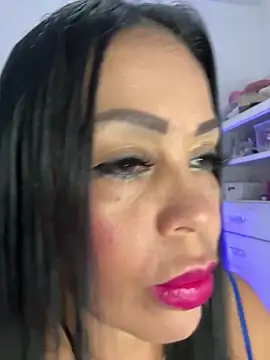 Snapshot of KarolRubi1 chatting on February 2025 11:45:01 PM KarolRubi1 online show from February 2025 11:45:01 PM