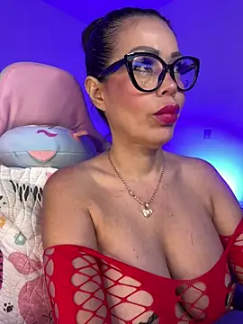 Snapshot of KarolRubi1 chatting on September 2025 01:49:01 AM KarolRubi1 online show from September 2025 01:49:01 AM