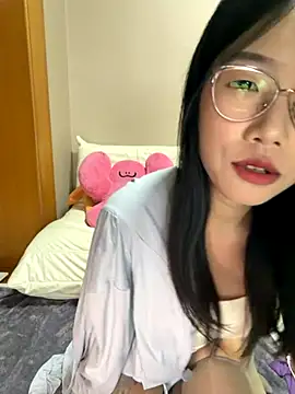 Snapshot of berberson chatting on September 2025 01:34:02 PM berberson online show from September 2025 01:34:02 PM