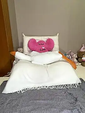 Snapshot of berberson chatting on January 2026 01:39:01 PM berberson online show from January 2026 01:39:01 PM