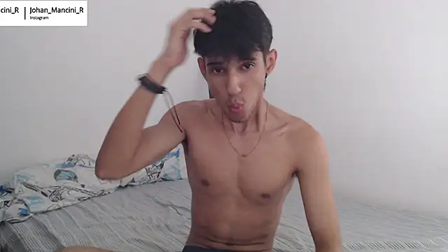 Johan Mancini R online show from January 2025 07:38:01 PM